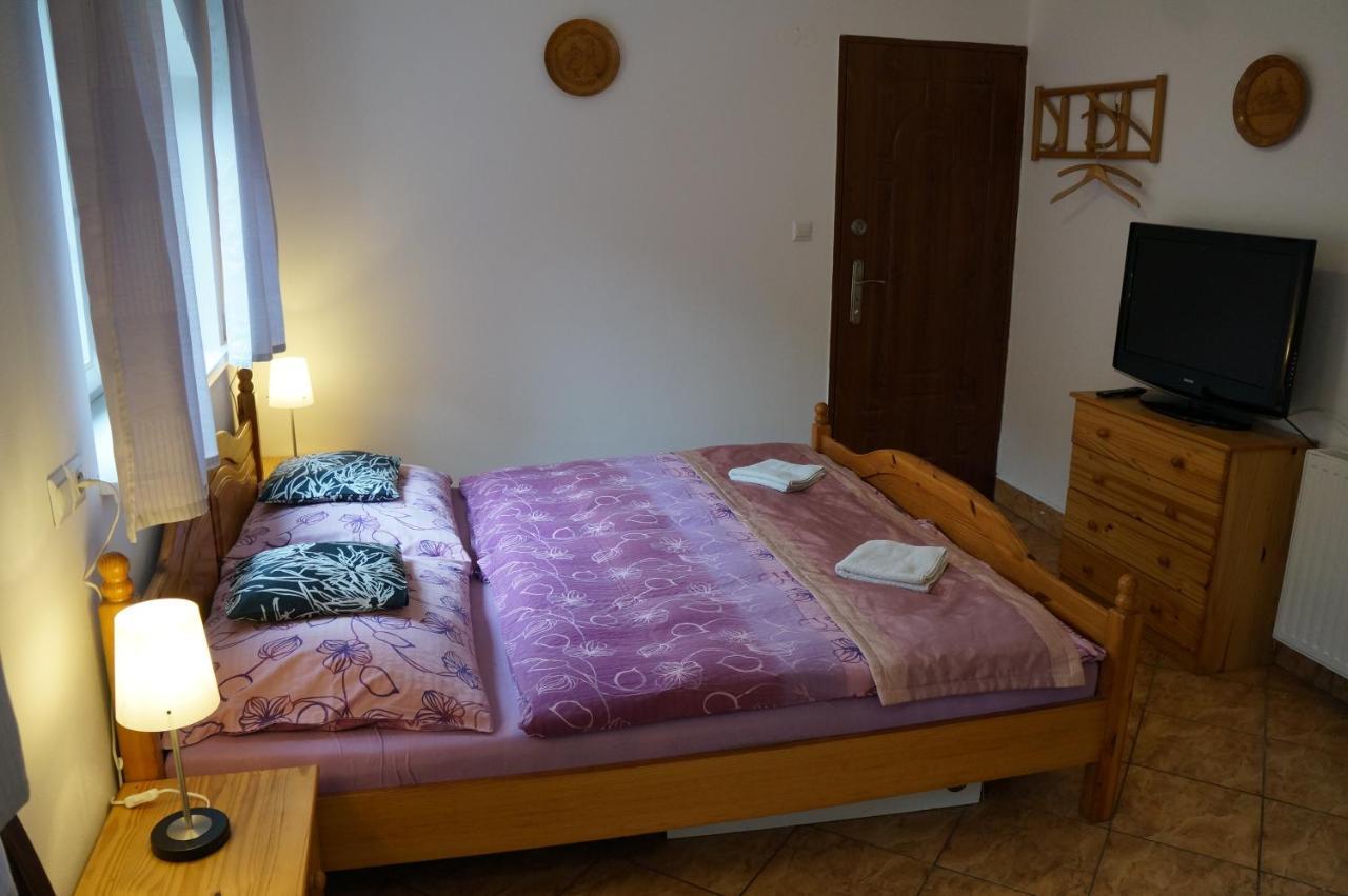Penzion Kutil Trojanovice Frenštát pod Radhoštěm エクステリア 写真